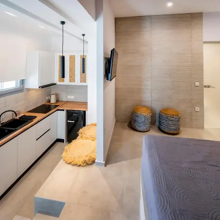 Luxury Thomas & Irini