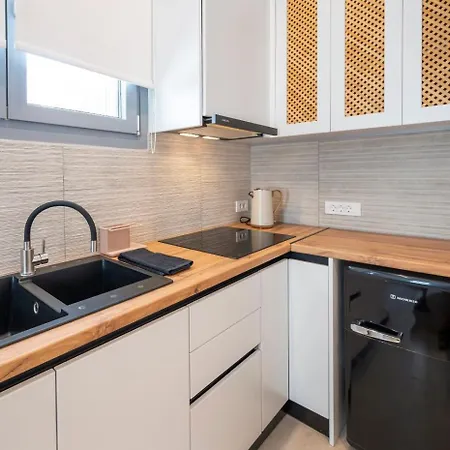 Luxury Thomas & Irini