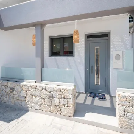 Luxury Thomas & Irini *